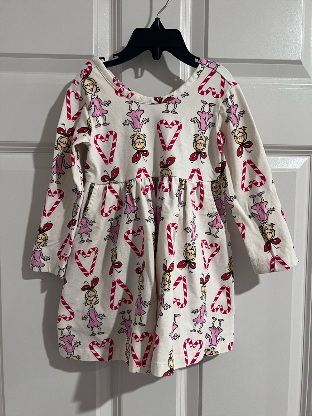 Hanna Andersson Cream Nightgown with Pink Candy Cane Hearts & Characters